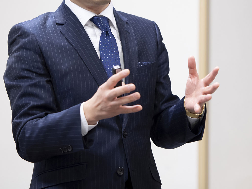 ハラスメント防止研修の実施